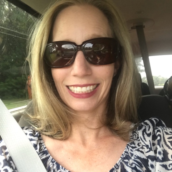 Meet your Posher, Rachelle - Picture 1 of 1